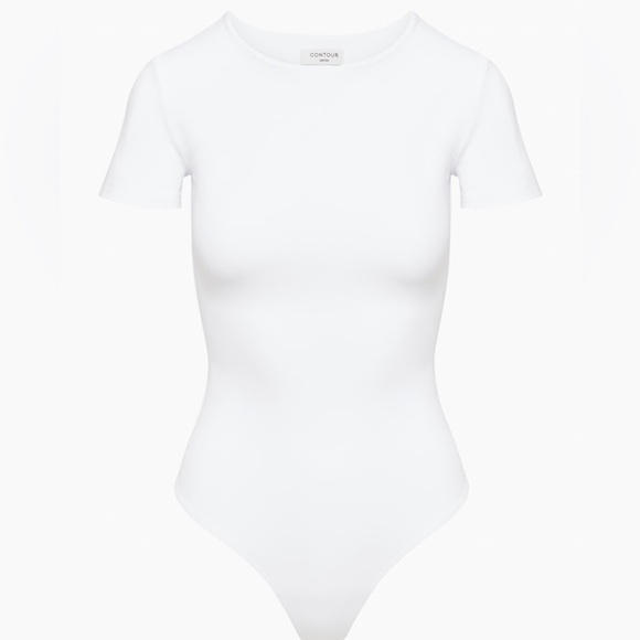 ❌SOLD❌ Babaton White Short Sleeve Contour Bodysuit - Picture 1 of 3